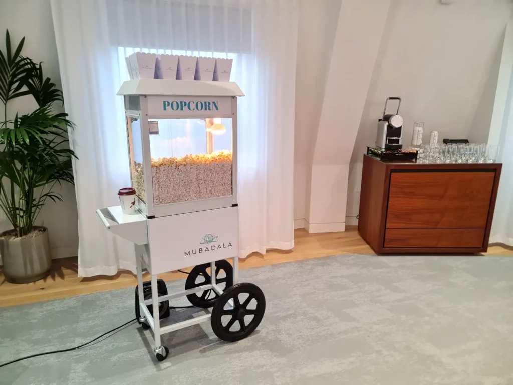 popcorn-hire-booth-traffic-generation-marketing-events-engagement-cart-15